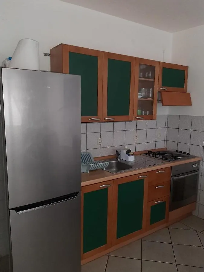 Apartment Tara Povlja