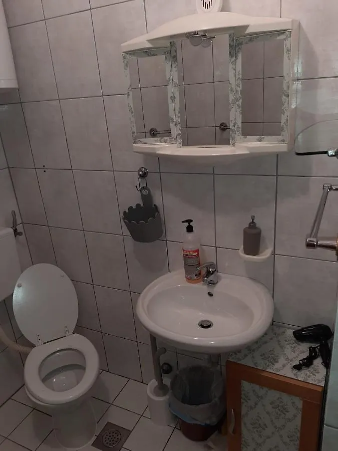 Apartment Tara Povlja