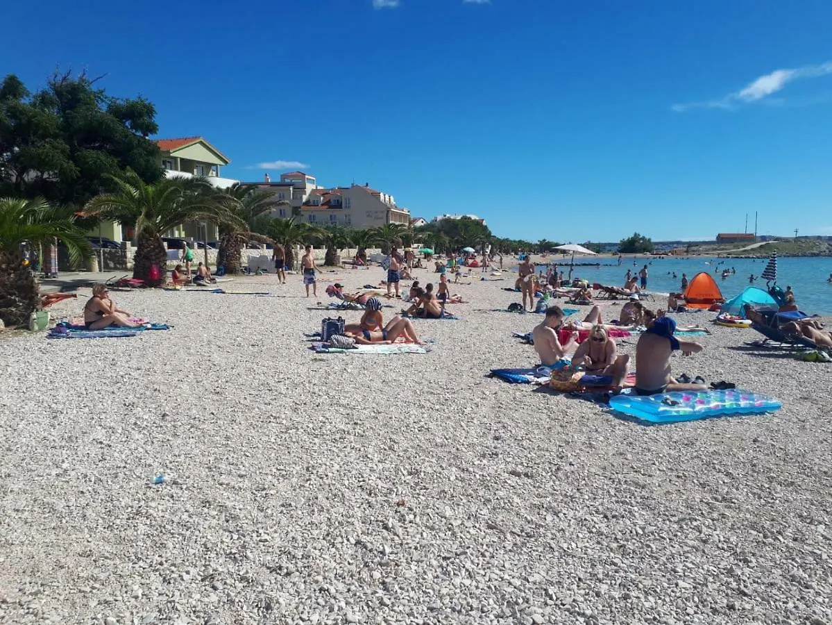 Apartment Tara Povlja